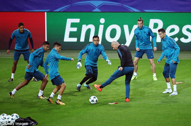 Real đại chiến Dortmund: Kroos trở lại “bơm bóng”, Ronaldo săn bàn - 8