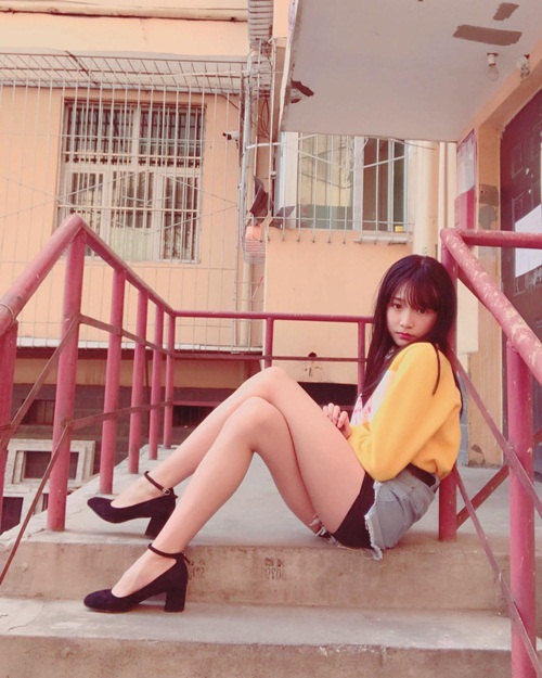 Sự thật khiến người hâm mộ hot girl 15 tuổi khóc thét - 2