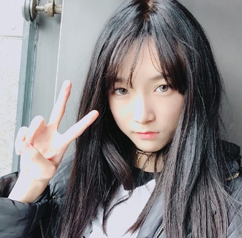 Sự thật khiến người hâm mộ hot girl 15 tuổi khóc thét - 3