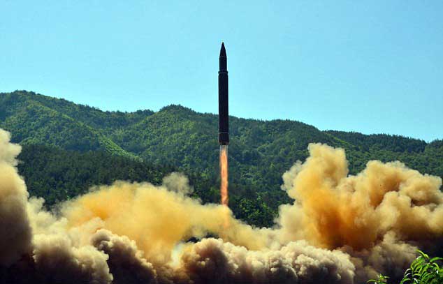 California lo lắng trước tài liệu tình báo về hạt nhân Triều Tiên - 1
