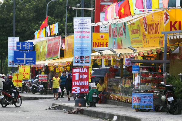 Thực hư bánh trung thu mua 1 tặng 3, 4 - 5