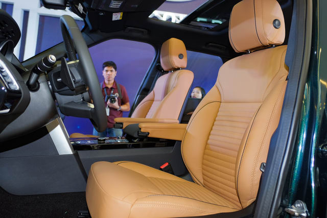 Land Rover Discovery 2018 về Việt Nam với giá 4 tỷ đồng - 4