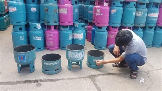 Lật tẩy chiêu trò kinh doanh “gas bẩn” từ kho bí mật lưu giữ 5 vạn vỏ bình - 4