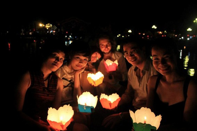 Đường tình kín tiếng của Giám đốc VTV24 Quang Minh và bà xã - 2