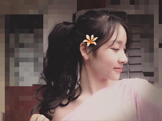 “Hot girl chăn gà” bỗng nổi như cồn vì quá xinh đẹp - 3