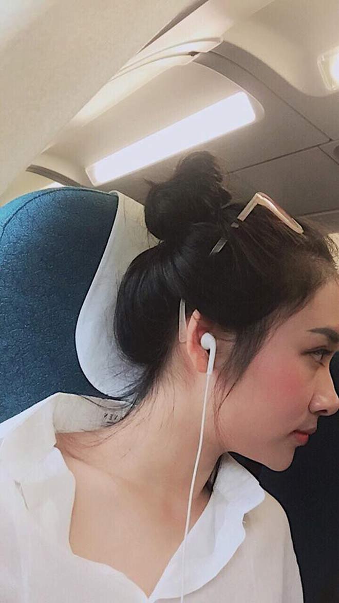 “Hot girl chăn gà” bỗng nổi như cồn vì quá xinh đẹp - 12