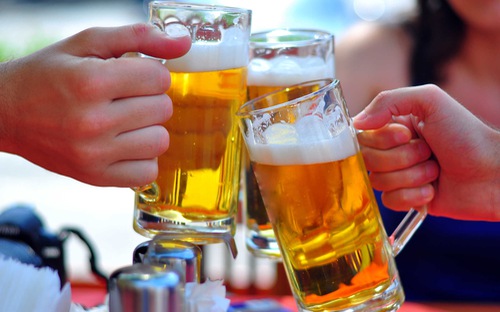 Bộ Công Thương: Dán tem bia là đề xuất của Hiệp hội bia rượu - 1