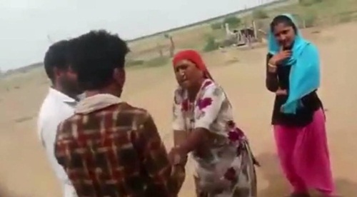 Sốc cảnh con rể tương lai đánh đập mẹ vợ để cướp dâu - 4