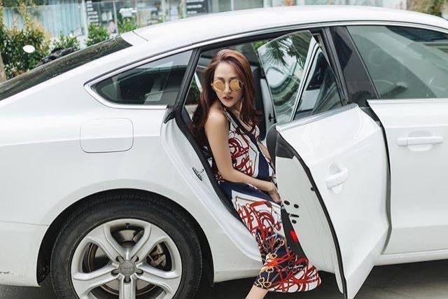 Hoàng Thùy Linh xứng danh "đệ nhất mỹ nữ" với khoảnh khắc xuống xe siêu đẹp - 5