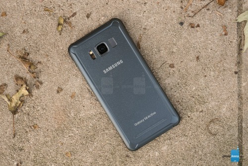 Đánh giá Samsung Galaxy S8 Active: Bền hơn, pin &#34;khủng&#34; hơn - 9