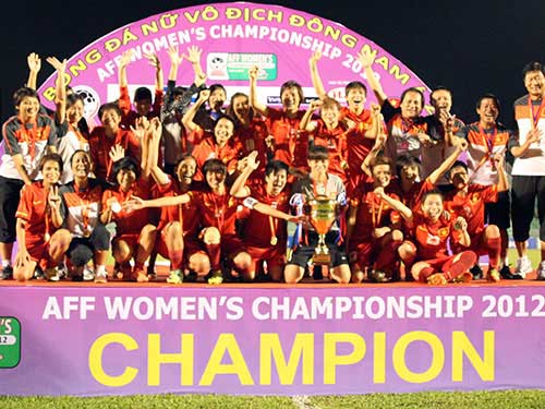 "Doping" 10 tỷ đồng cho BĐ nữ - 1