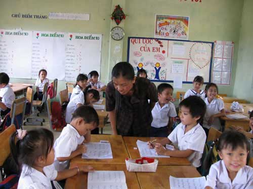 Trường giàu, nghèo do… quỹ phụ huynh - 1