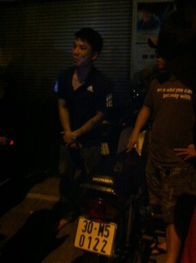 NK141: Chạy quanh hồ Gươm "gây chiến" với CS - 1