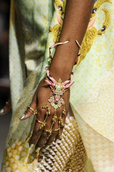 Đến Paris ngắm tinh hoa nghệ thuật Ấn - 1