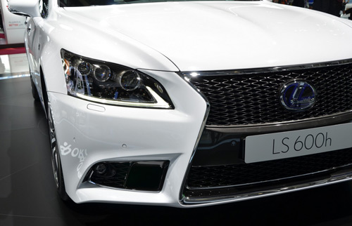 Lexus LS 2013: Hàng tuyển tại Paris 2012 - 3