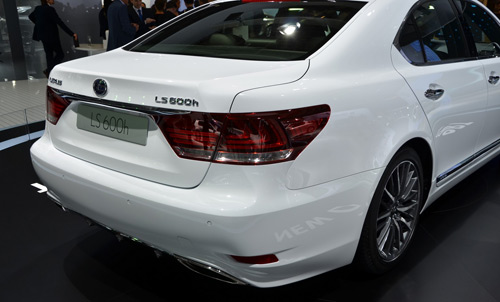 Lexus LS 2013: Hàng tuyển tại Paris 2012 - 12