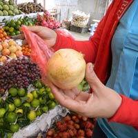 Sức khỏe đời sống - Trái cây chứa hóa chất diệt nấm gây vô sinh
