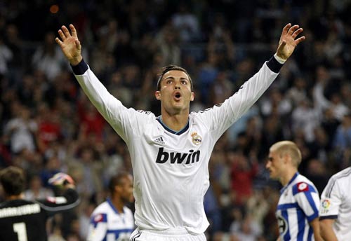 Messi – Ronaldo: Cần thêm điểm nhấn - 1