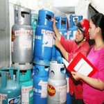 Thị trường - Tiêu dùng - Đầu tháng, giá gas lại tăng cao