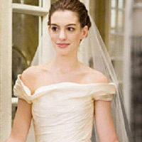 Trang điểm cô dâu đẹp như Anne Hathaway