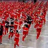 Ca nhạc - MTV - Sốt với clip 1.000 tù nhân nhảy Gangnam Style