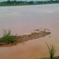 Pháp luật - Phó chủ tịch xã chết lõa thể dưới sông