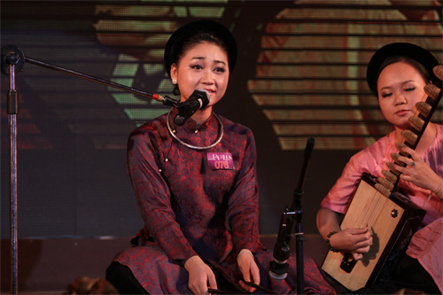 Nữ sinh Nhân văn hóa nàng Mông xinh đẹp - 12