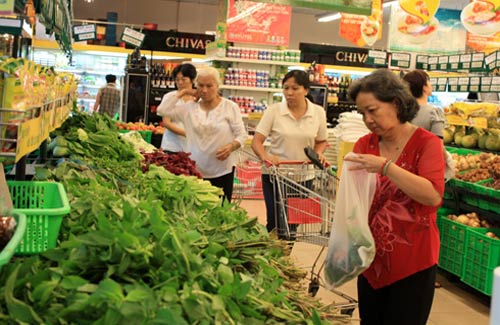 CPI tăng hãm đà giảm lãi suất - 1