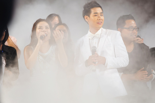 Tứ đại mỹ nhân đội mưa hát sung - 9