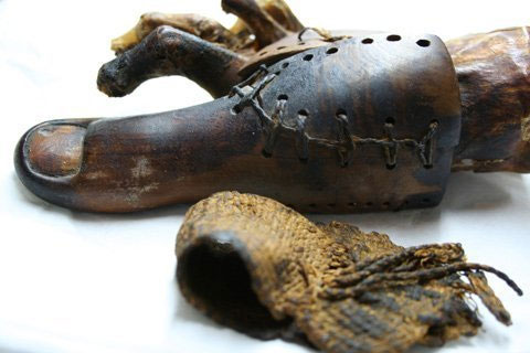 Xác ướp Ai Cập dùng ngón chân giả - 1