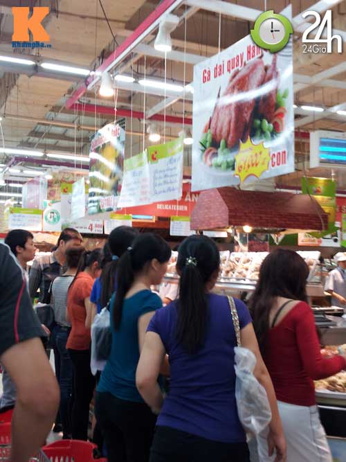 Siêu thị tại HN ngưng bán gà thải Hàn Quốc - 9