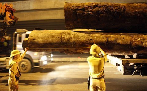 Xem CSGT bóc mẽ "chiêu trò" của lái xe - 7