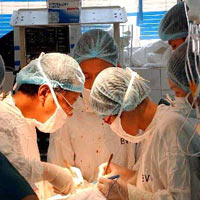 Sức khỏe đời sống - Cắt bỏ 13 cm “của quý” vì chườm đá lâu