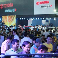 Vietnam Motor Show 2012: Chiêu kích cầu hoàn hảo