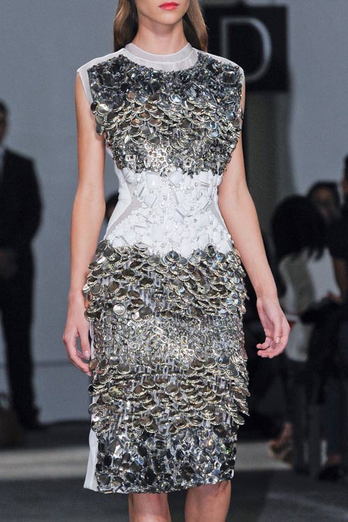 Thiết kế viết tiếp lịch sử thời trang - 10