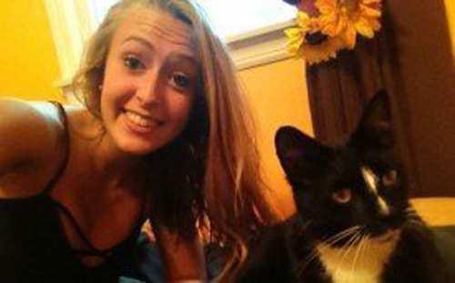 Thiếu nữ lừa hàng chục nghìn người dùng Twitter - 1