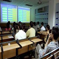 Tài chính - Bất động sản - TTCK tuần qua: Thanh khoản chưa cải thiện