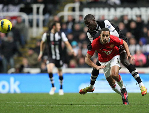 Newcastle – MU: Lấy công bù thủ - 2