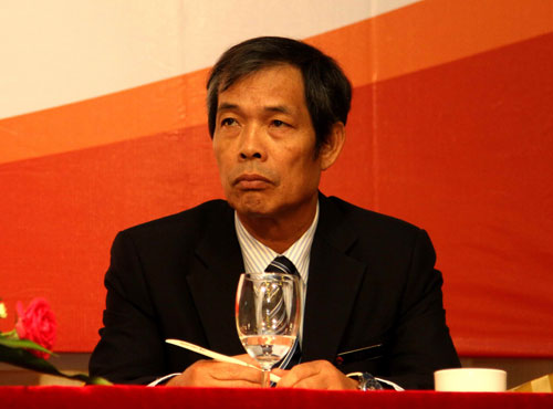 VFF "tuyên chiến" về vụ "1 ông chủ-2 đội bóng" - 4