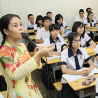 Giáo dục - du học - Hàng chục khoản phí đổ đầu phụ huynh