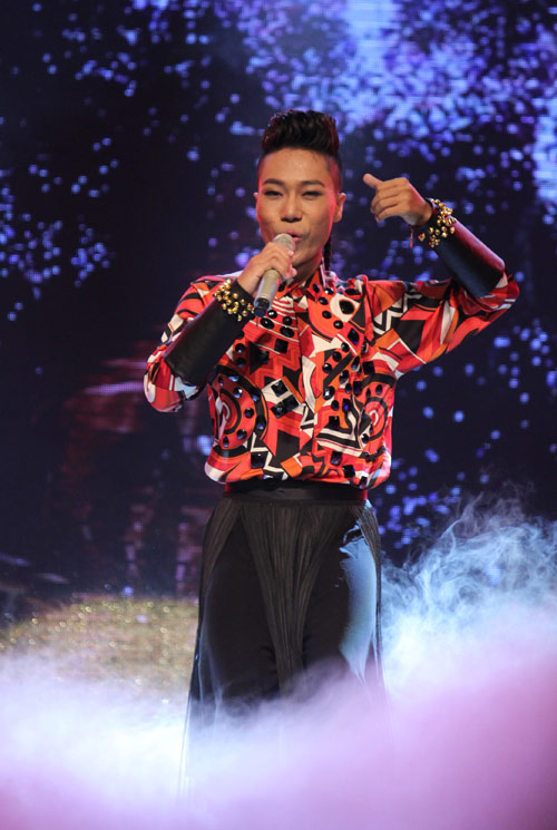 Phương Anh hát lại bài hit Bùi Anh Tuấn - 11