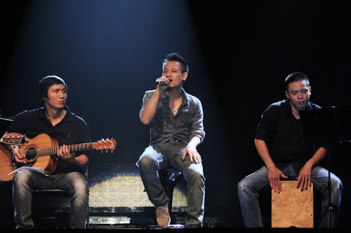 Phương Anh hát lại bài hit Bùi Anh Tuấn - 10