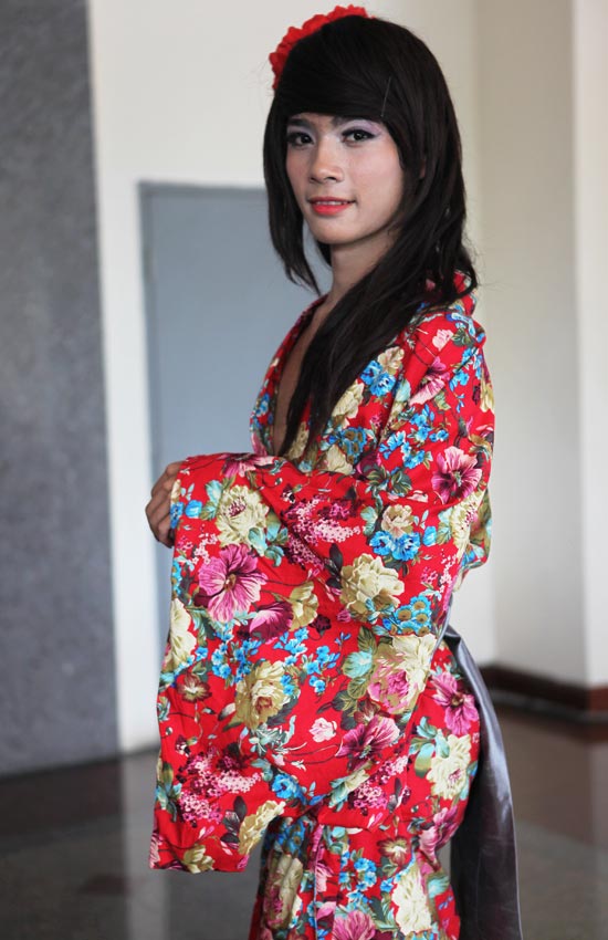Giới trẻ Hà Nội độc, dị với thời trang - 9