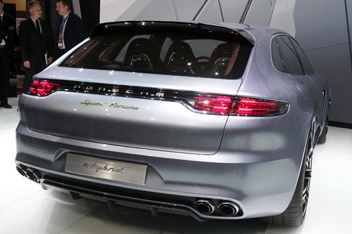 Video Panamera Sport Turismo: Đột phá thiết kế - 5