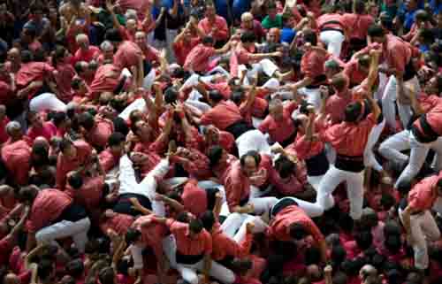 Tháp người cao chọc trời - 3