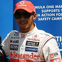 Thể thao - Hamilton tự loại mình khỏi cuộc đua