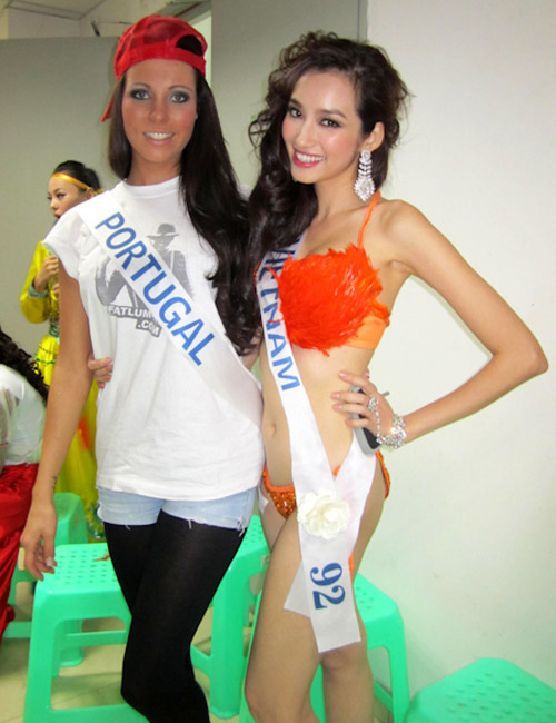 Điểm danh những vòng 3 bất ổn của Vbiz - 10