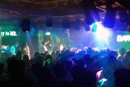 Phận gái ở bar - 2