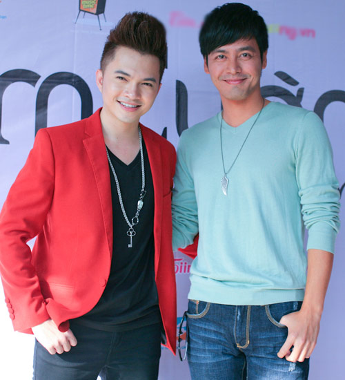 Thúy Vinh bầu lớn vẫn nhanh nhẹn - 13