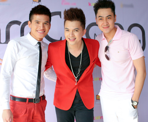 Thúy Vinh bầu lớn vẫn nhanh nhẹn - 15